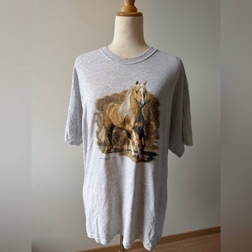 Gray T-Shirt with Horse Graphic